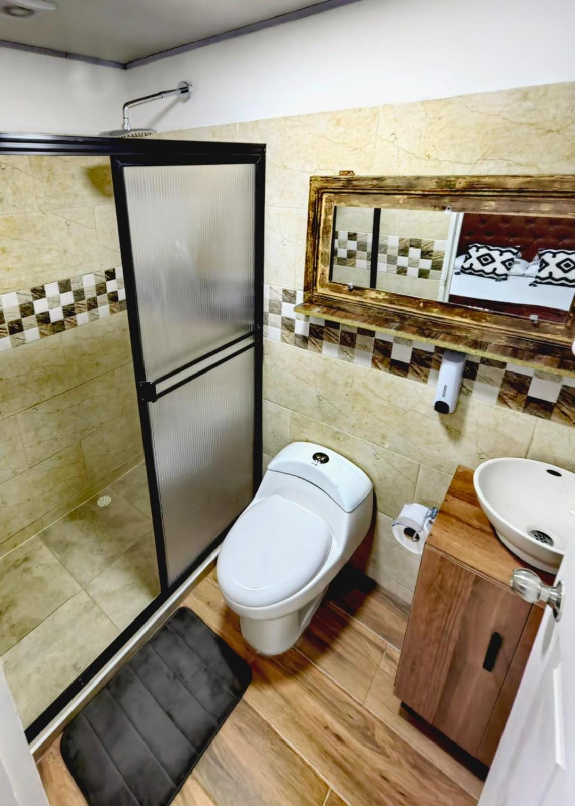 Confortable Apartamento A 20 Mt Del Parque Principal Саленто Экстерьер фото